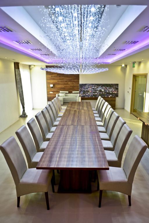 Metropolispa Piotrkow Trybunalski Ngoại thất bức ảnh